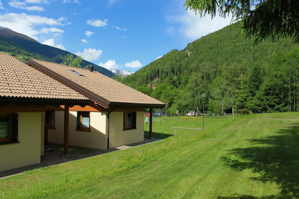 Chalet Presanella Temù 外观 照片