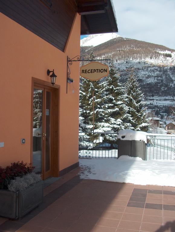 Chalet Presanella Temù 外观 照片