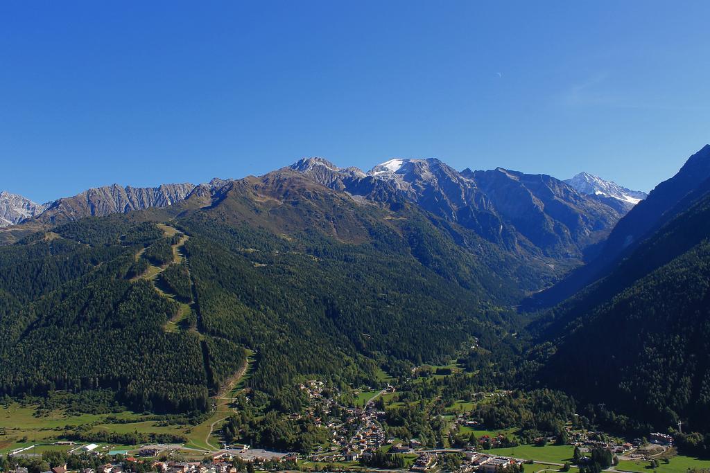 Chalet Presanella Temù 外观 照片